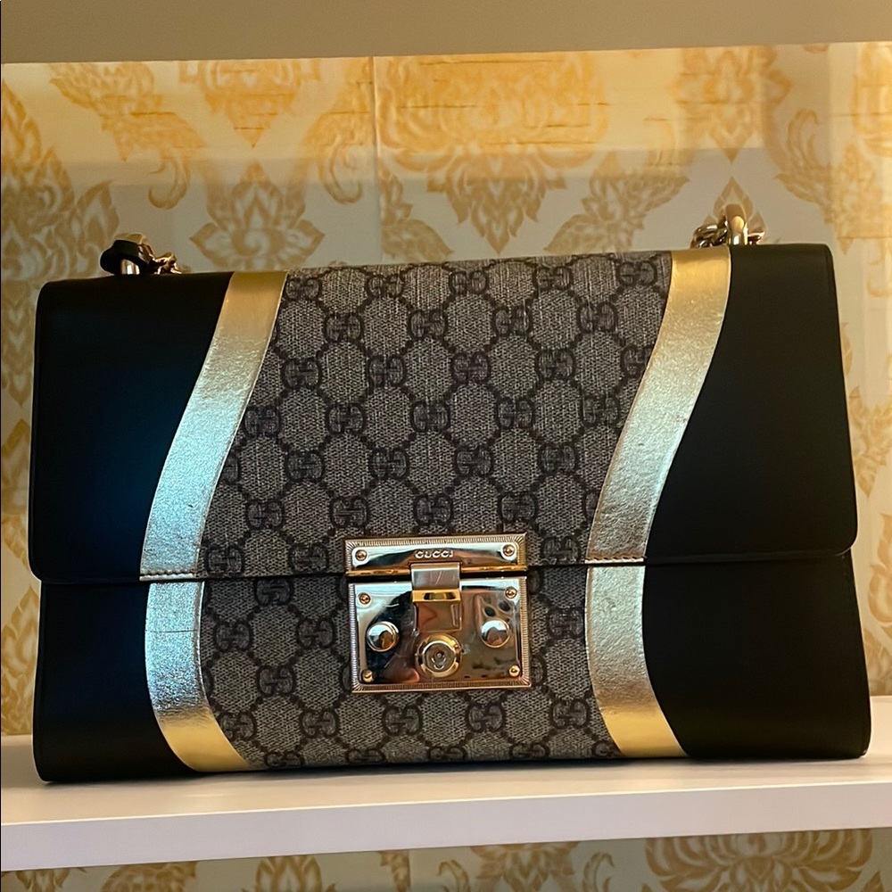 Gucci Black and Gold Shoulder Bag with Iconic Design